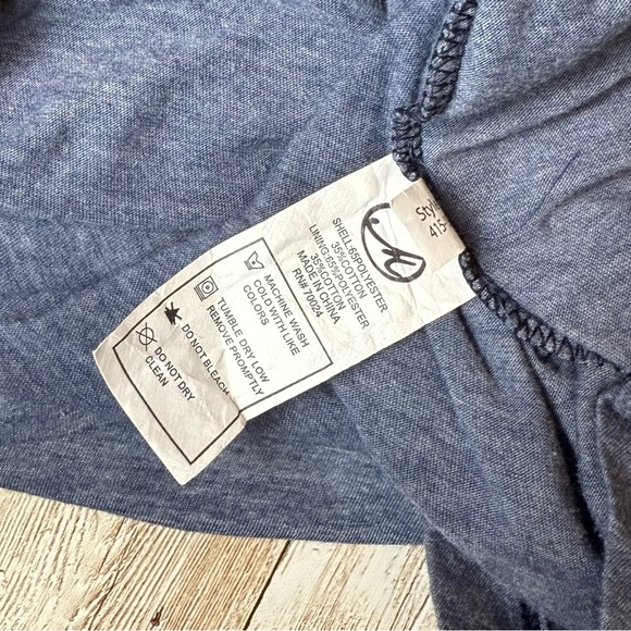 Women’s Soft Blue Patterned Sleeveless Dress Medium - Picture 7 of 7